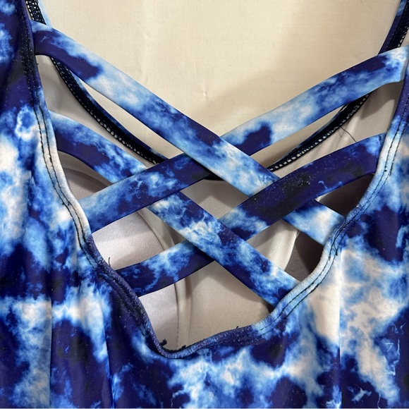 Womens One Piece Swimsuit in Blue Tie Dye Size XXL - Picture 3 of 6